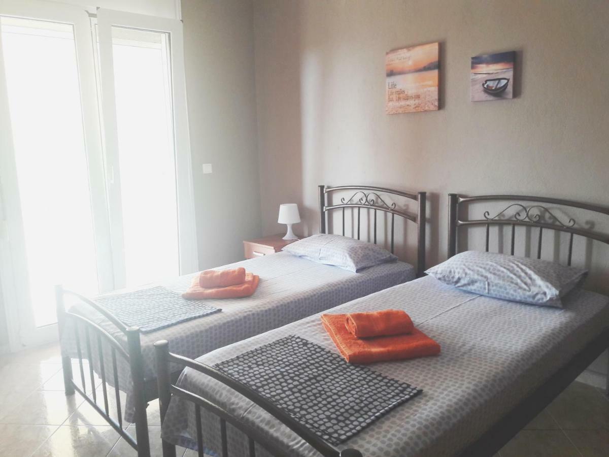 Eleni Appartement Ofrínion